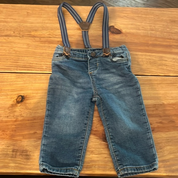 BABY B’GOSH JEANS WITH SUSPENDERS 9/12M - Picture 1 of 3